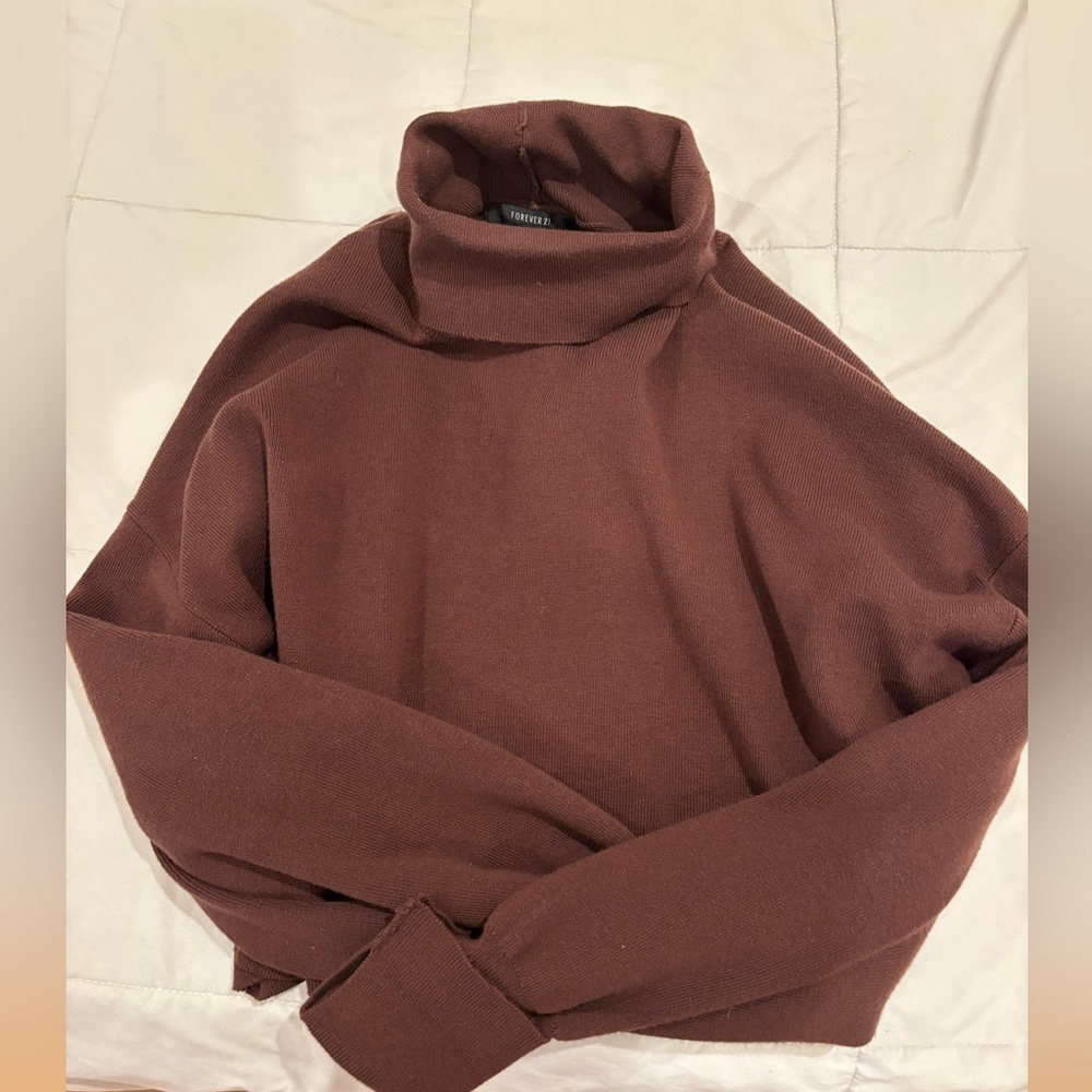 Crop Top Turtle Neck
